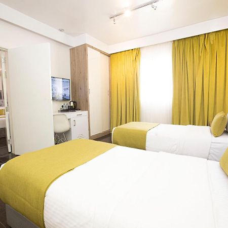 Super 8 Hotel Al Riyadh By Wyndham Exterior foto