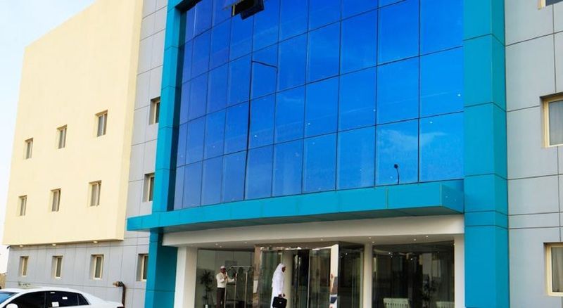 Super 8 Hotel Al Riyadh By Wyndham Exterior foto